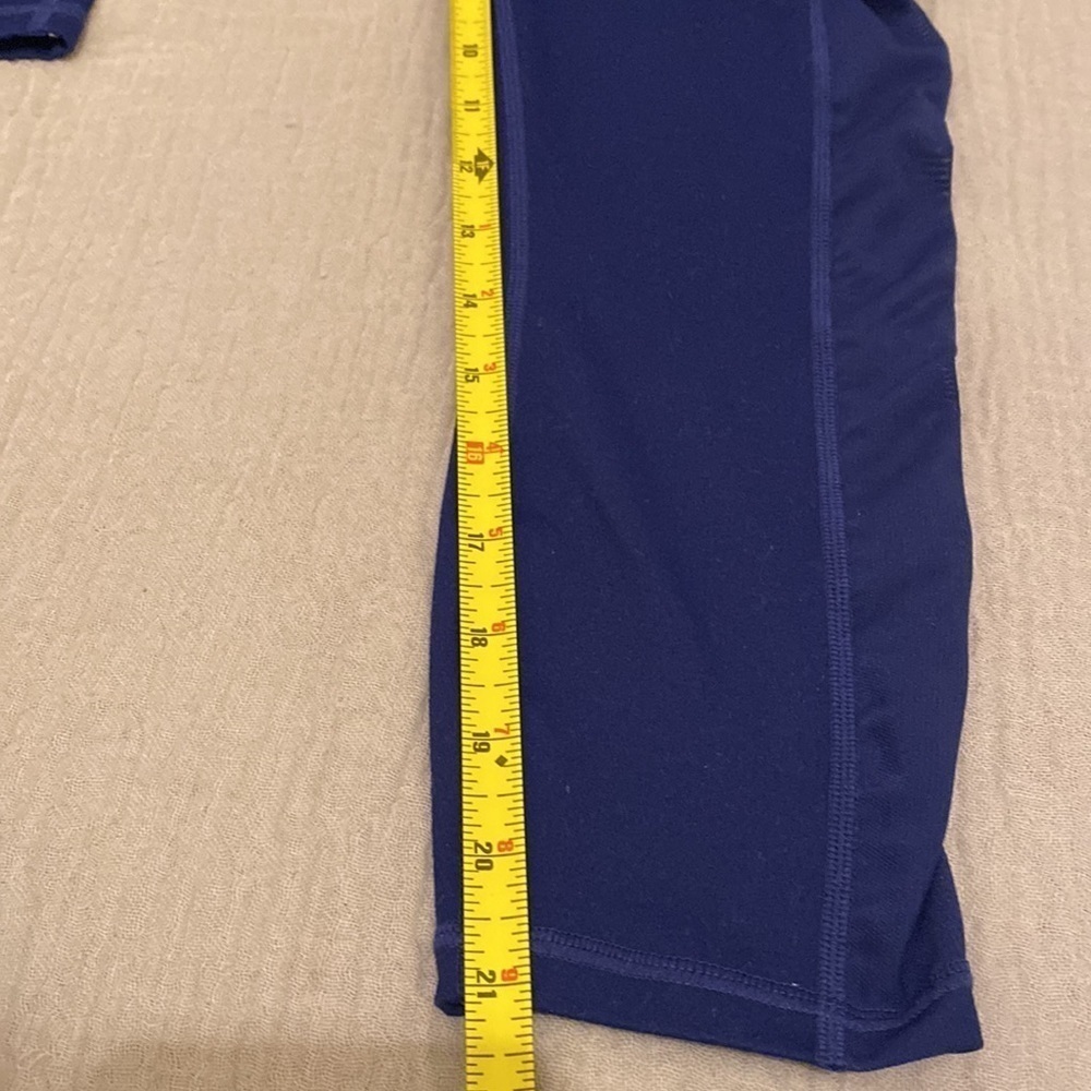Fabletics Powerhold navy leggings. Size S - Picture 9 of 9